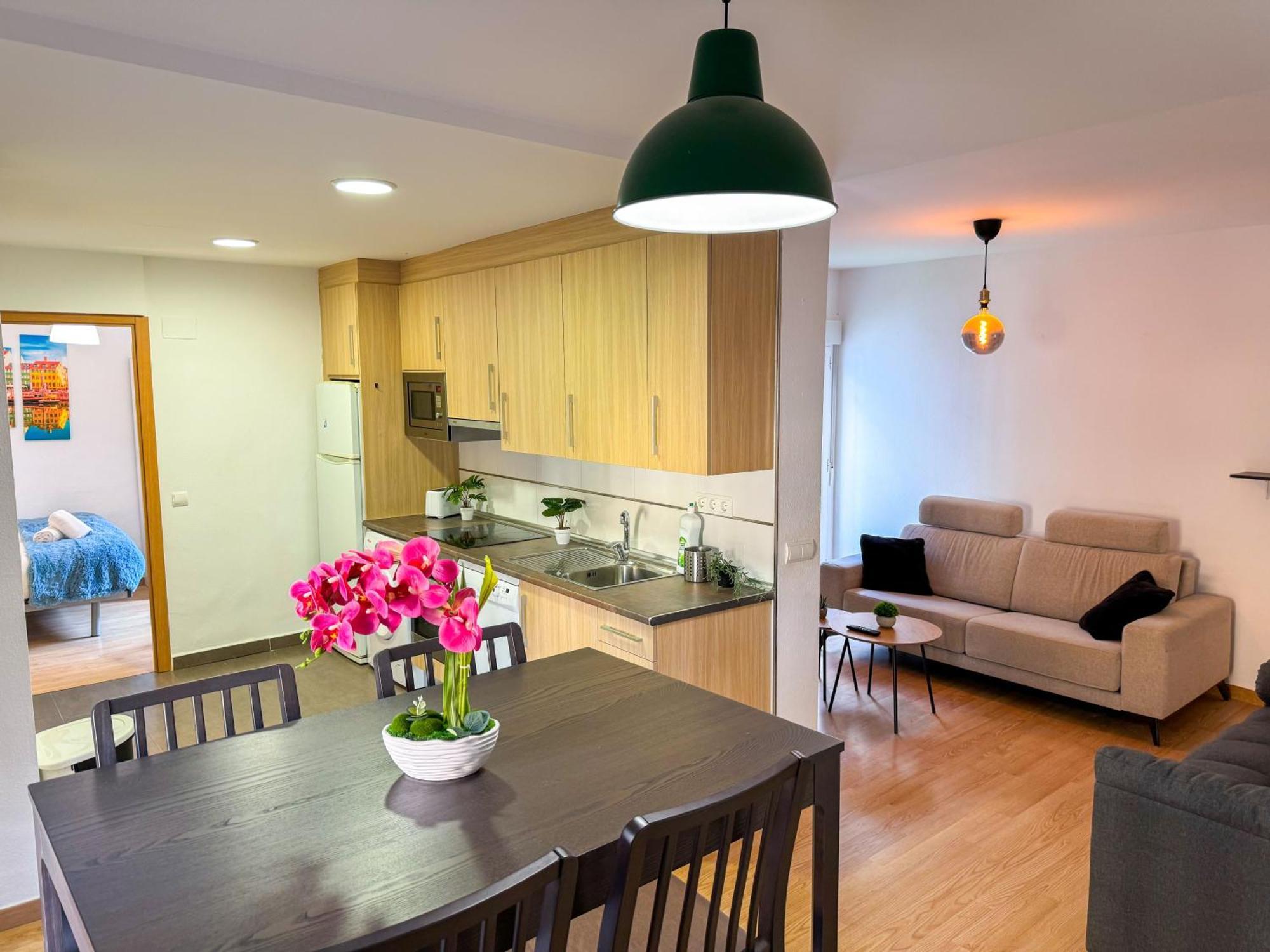 Travesia Del Pirineo Turistea Apartment Huesca Bagian luar foto